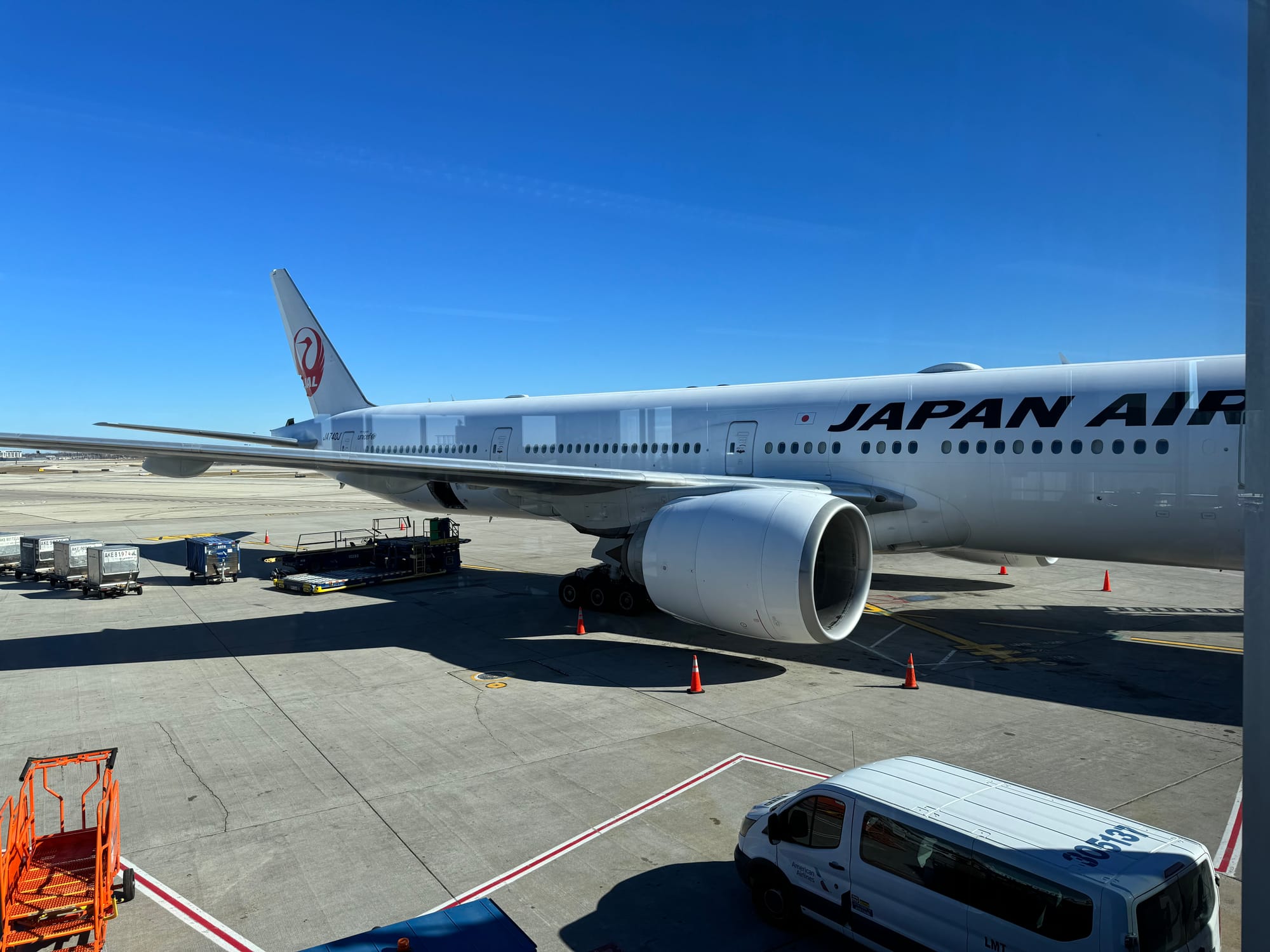 JAL Business Class — Sky Suites on a 777