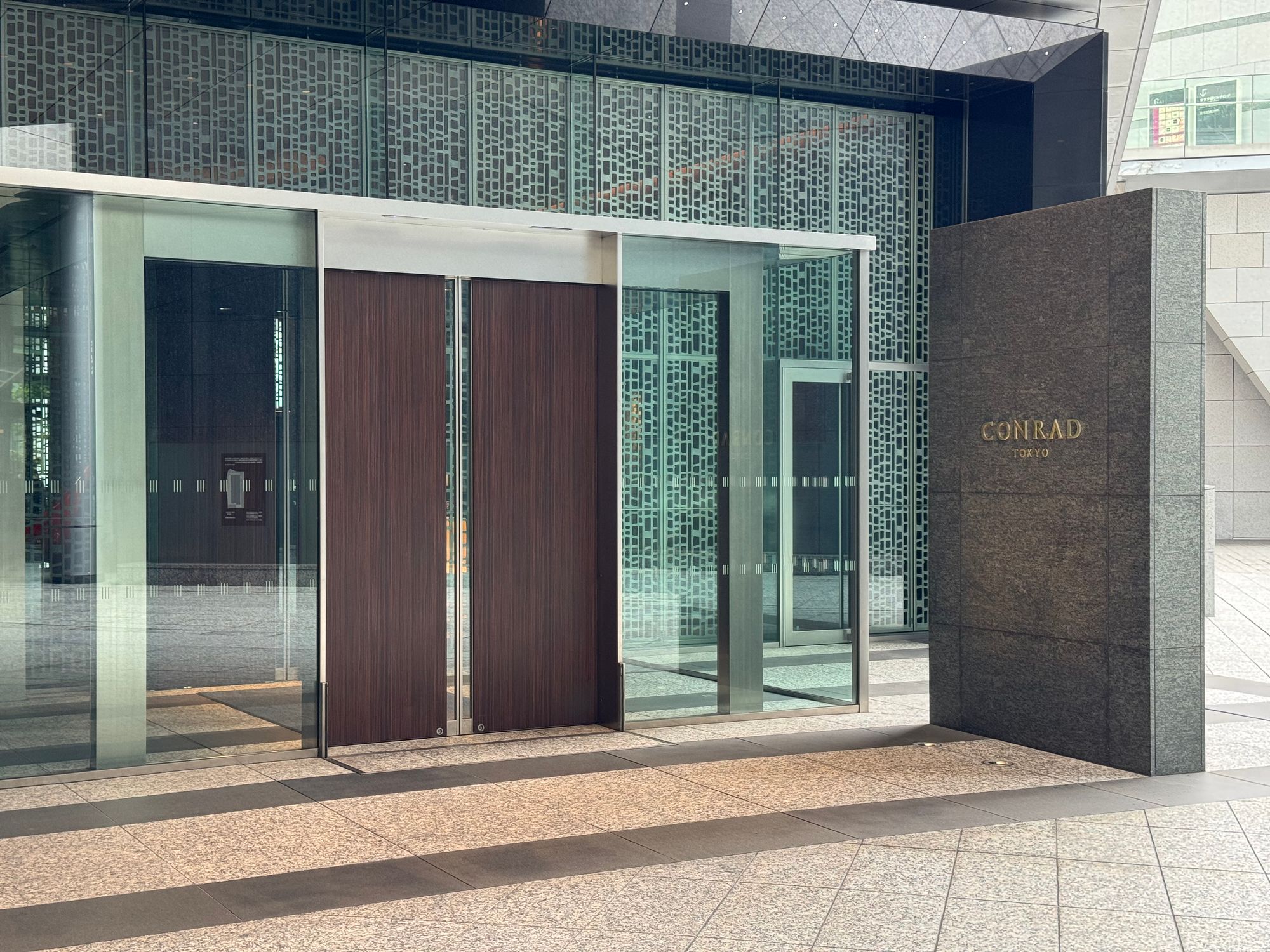 Conrad Tokyo - A luxury escape in Shiodome