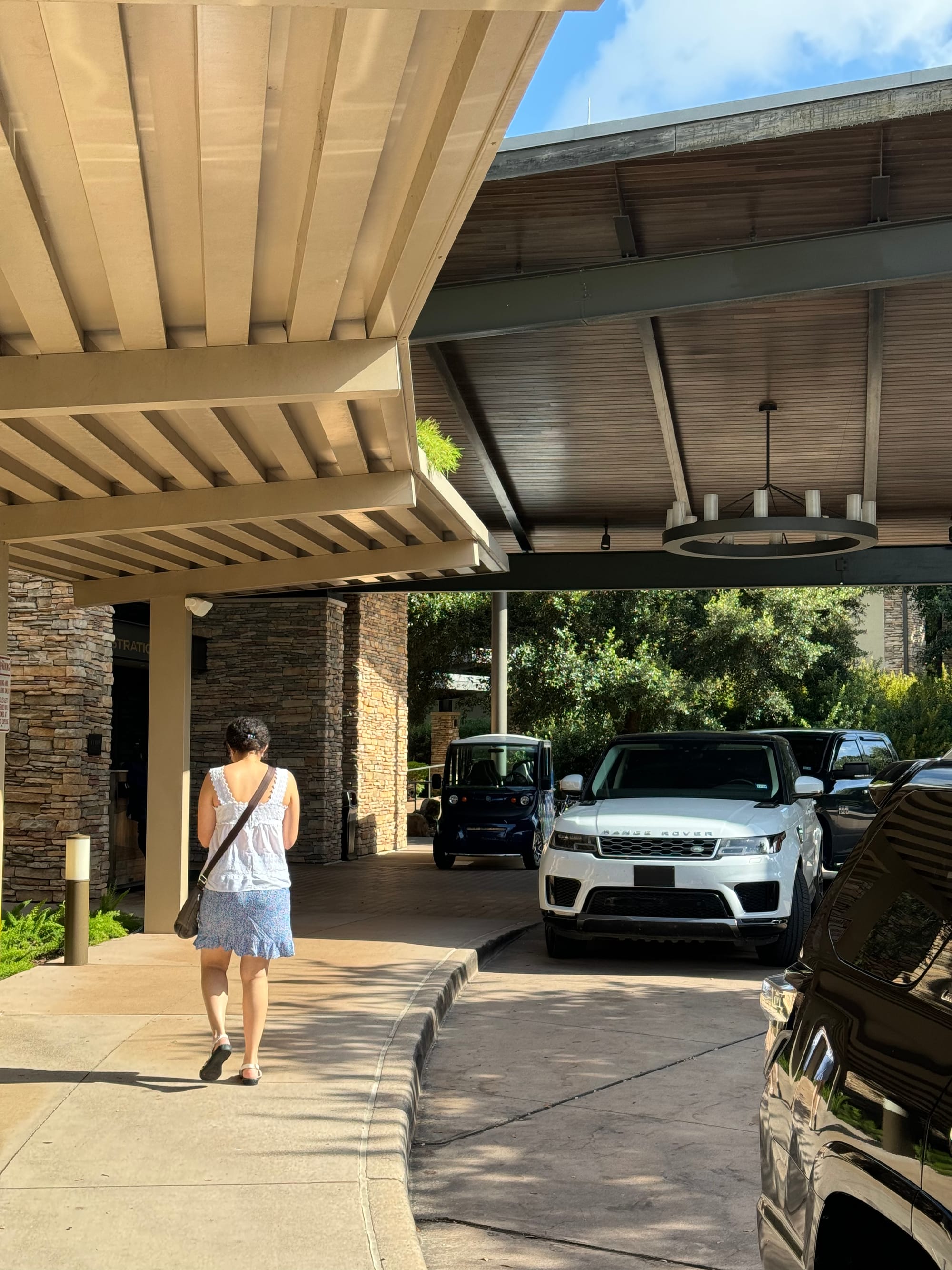 The Woodlands Resort — Hilton Curio Collection